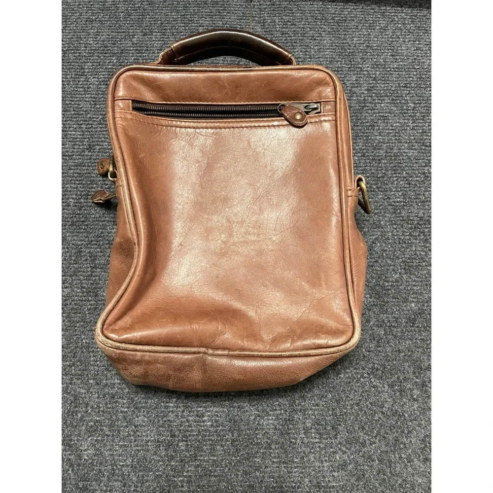 VTG. Brown Leather Messenger Bag Handcrafted in Colombia Multi-Pocket Crossbody